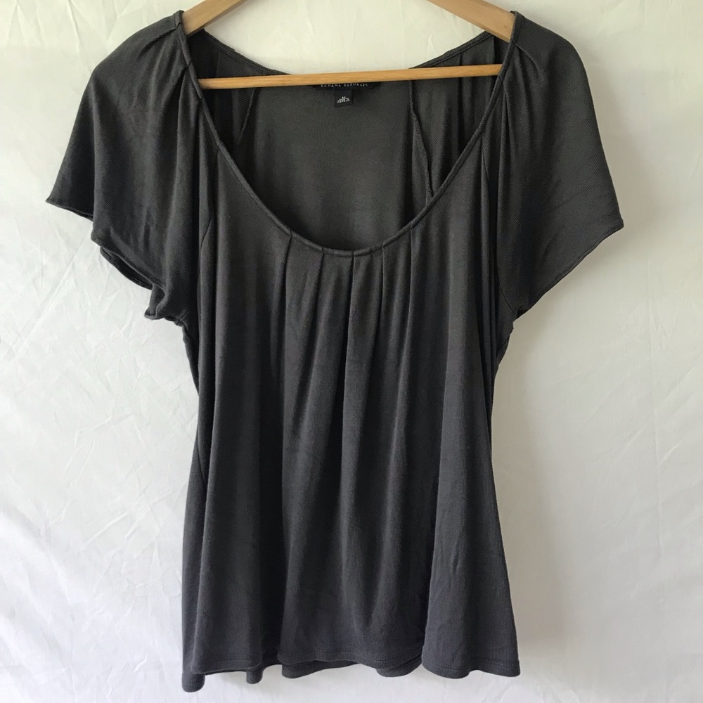 Grey banana republic top with pleated neckline